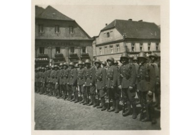 Żołnierze 75 p.p. na Rynku w Rybniku